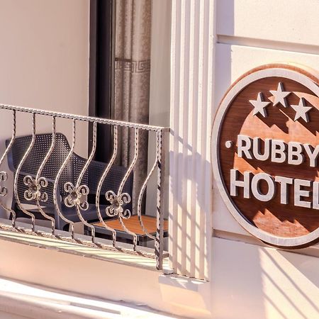 Rubby Hotel Kadikoey Istanboel Buitenkant foto