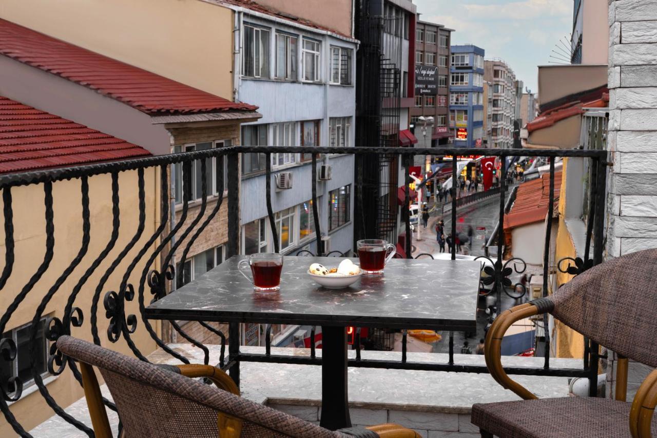 Rubby Hotel Kadikoey Istanboel Buitenkant foto